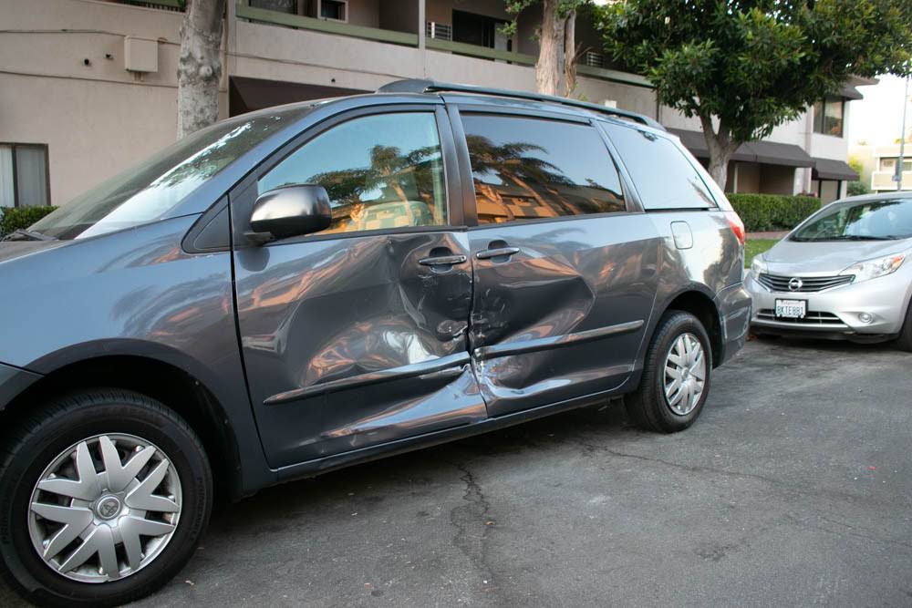 Philadelphia, PA – Person Trapped in Vehicle Following Crash on Comly Rd