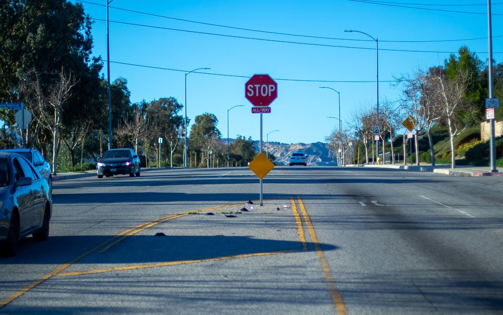 Two Hurt in Hit-and-Run Crash on N 6th St